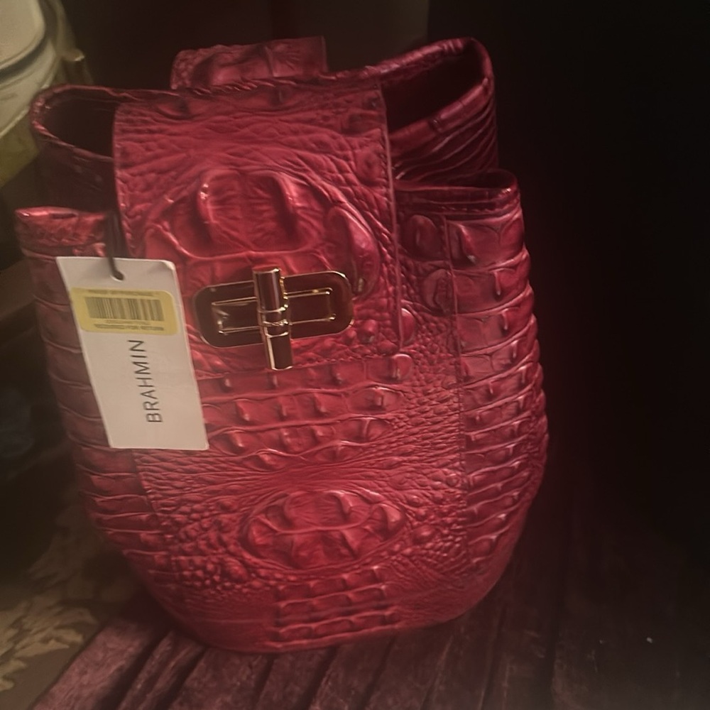 Brahmin Pomegranate Maddie NWTs Textured Shoulder Bag